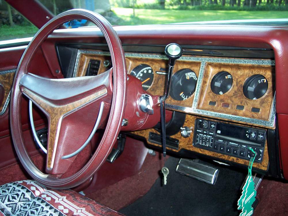 1975 Chrysler Cordoba Dash Board